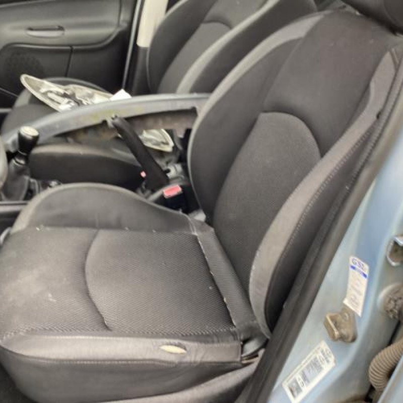 Pare choc arriere PEUGEOT 206 Photo n°16