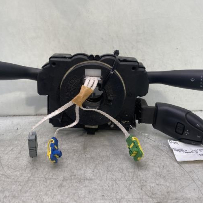 Com (Bloc Contacteur Tournant+Commodo Essuie Glace+Commodo Phare) PEUGEOT 206 Photo n°1