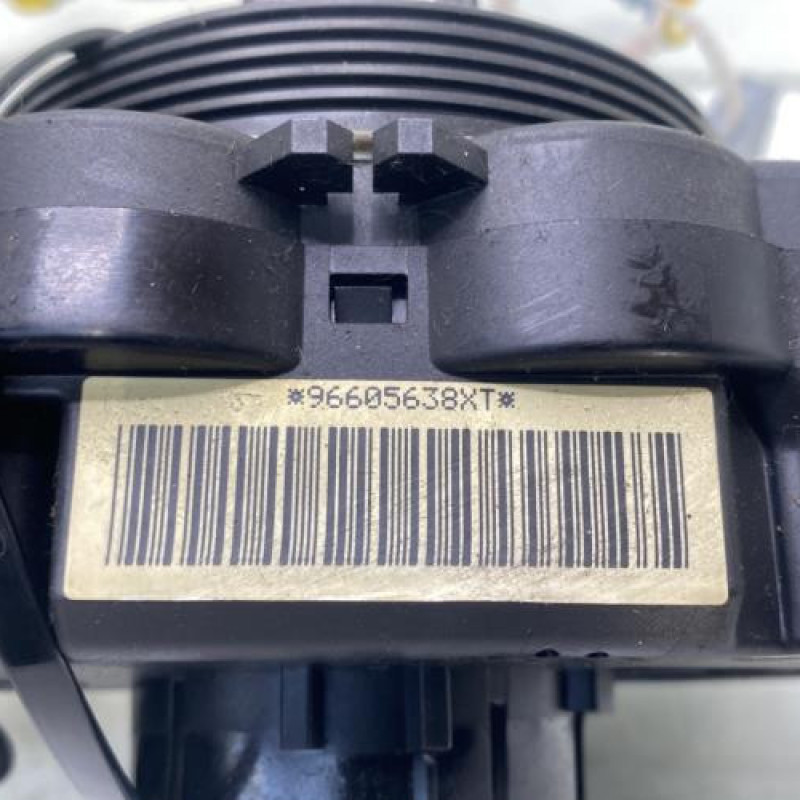 Com (Bloc Contacteur Tournant+Commodo Essuie Glace+Commodo Phare) PEUGEOT 206 Photo n°5