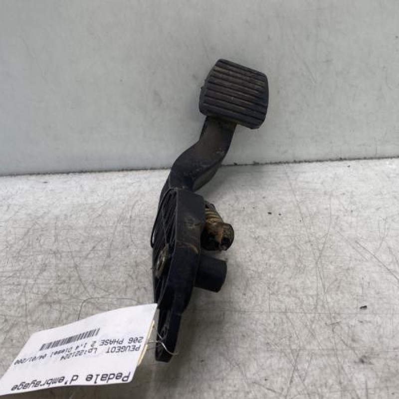 Pedale d'embrayage PEUGEOT 206 Photo n°1