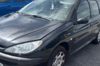 Pare choc avant PEUGEOT 206