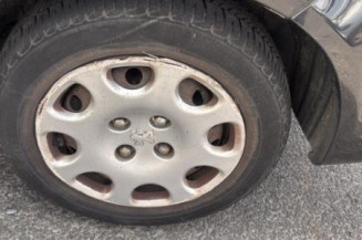 Pare choc avant PEUGEOT 206