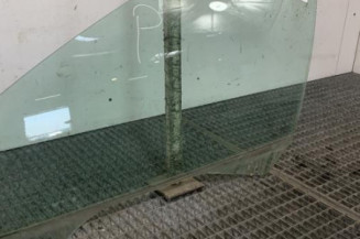 Vitre avant gauche PEUGEOT 206