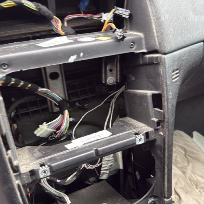 Custode avant gauche (porte) PEUGEOT 307 Photo n°13