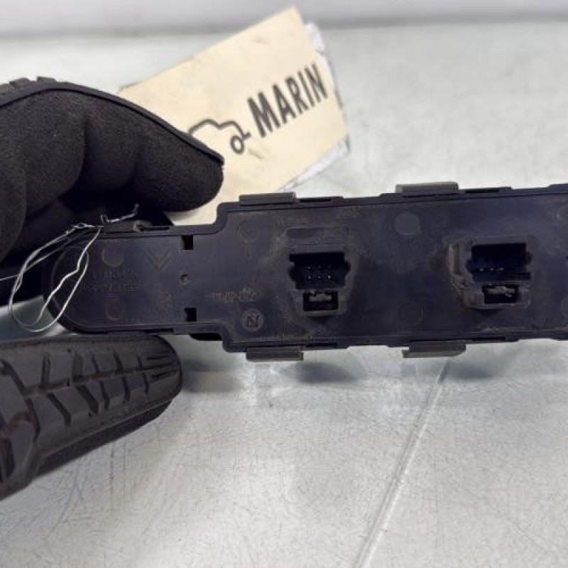 Interrupteur de leve vitre avant gauche PEUGEOT 307 Photo n°2