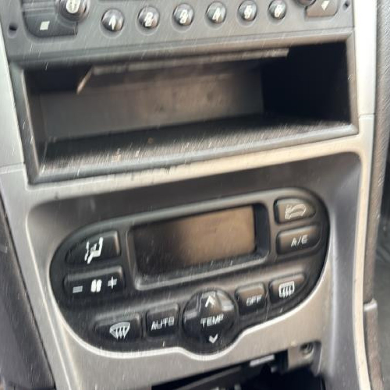 Interrupteur de leve vitre avant gauche PEUGEOT 307 Photo n°19