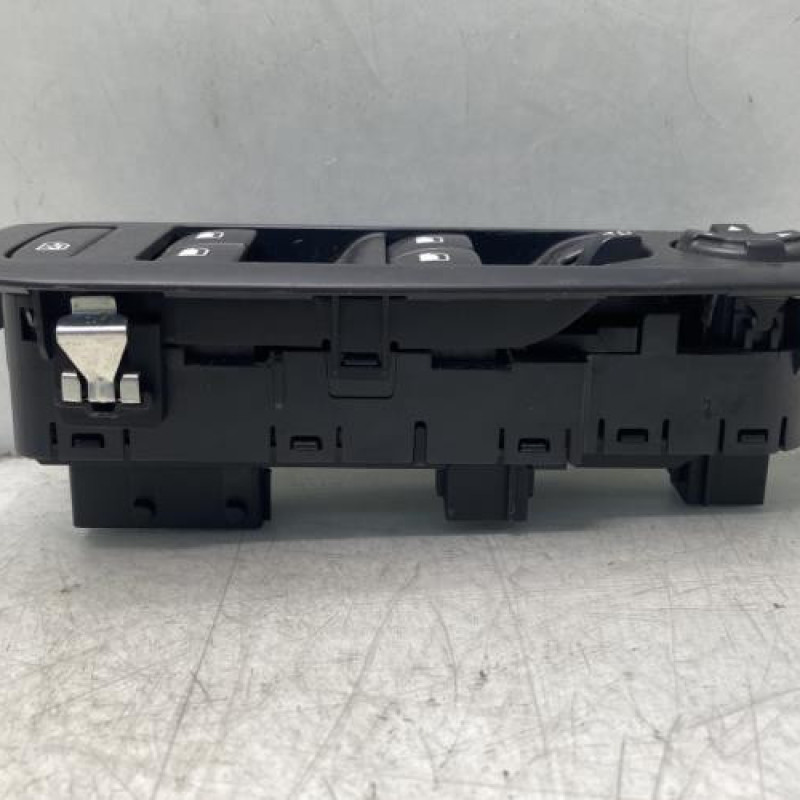 Interrupteur de leve vitre avant gauche PEUGEOT 308 2 Photo n°2