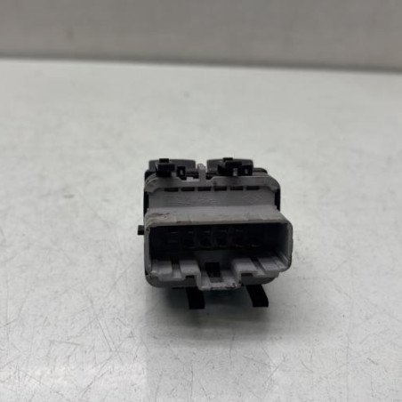 Interrupteur de leve vitre avant gauche RENAULT VEL SATIS