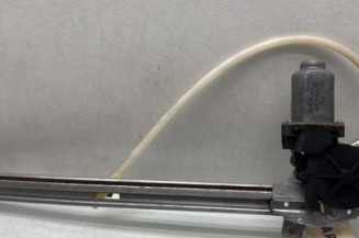 Leve vitre electrique arriere droit RENAULT VEL SATIS Photo n°1