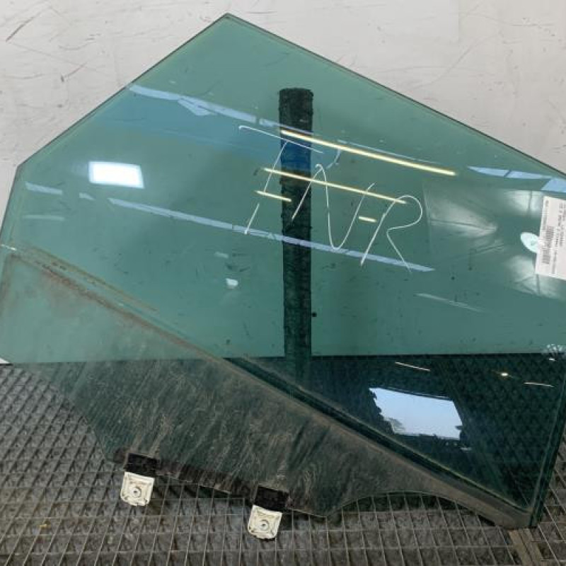 Vitre arriere droit CITROEN C5 2 Photo n°1