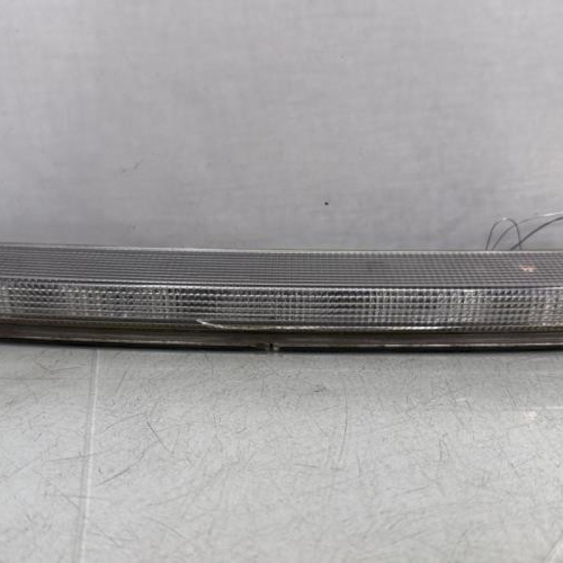 Feu arriere stop central CITROEN C5 2 Photo n°1