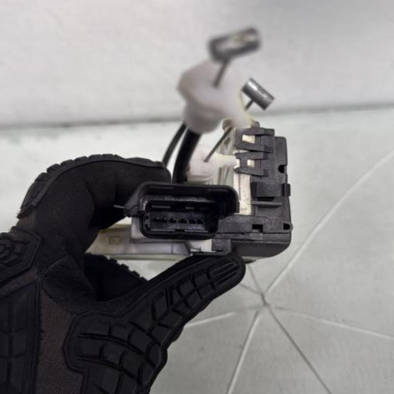 Serrure avant gauche CITROEN C5 2 Photo n°3