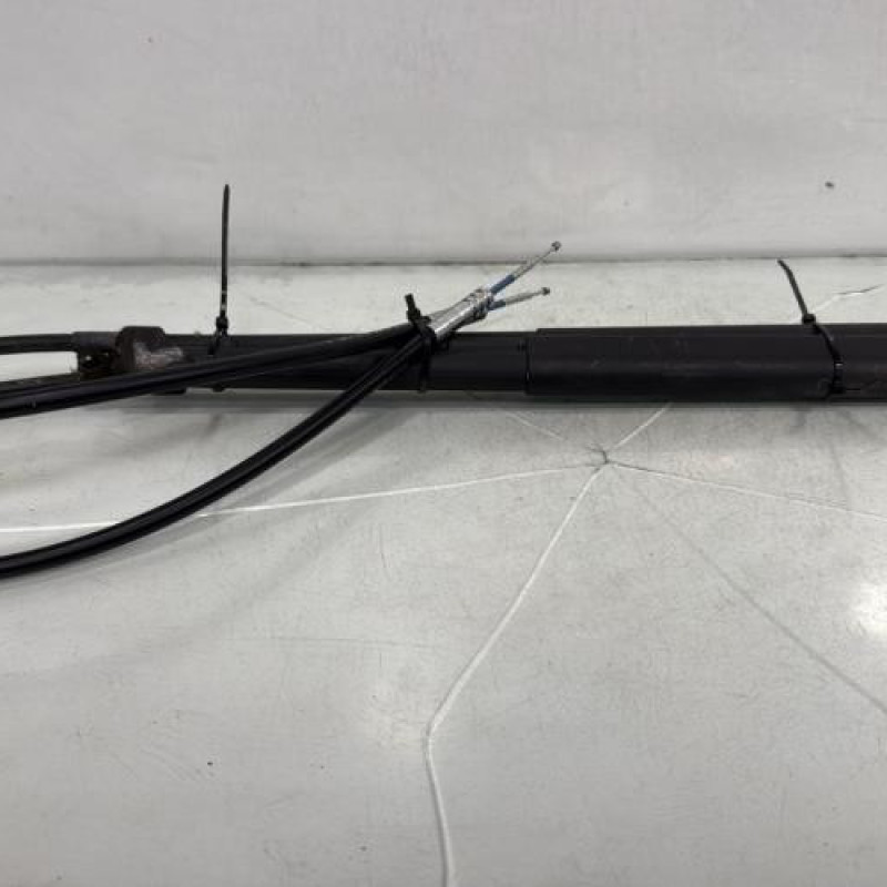 Verin de coffre CITROEN C5 2 Photo n°1