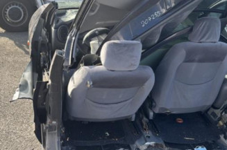 Trappe d'essence RENAULT MEGANE 1