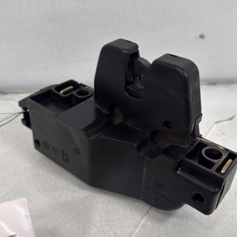 Serrure de coffre PEUGEOT 307 Photo n°1