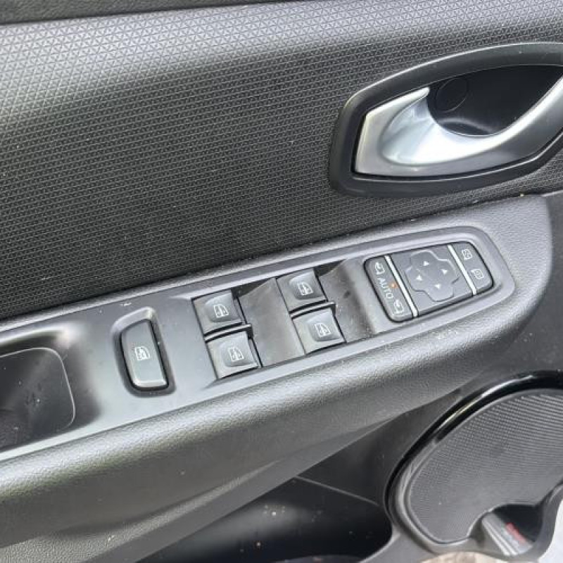 Bouchon de carburant RENAULT CLIO 4 Photo n°14