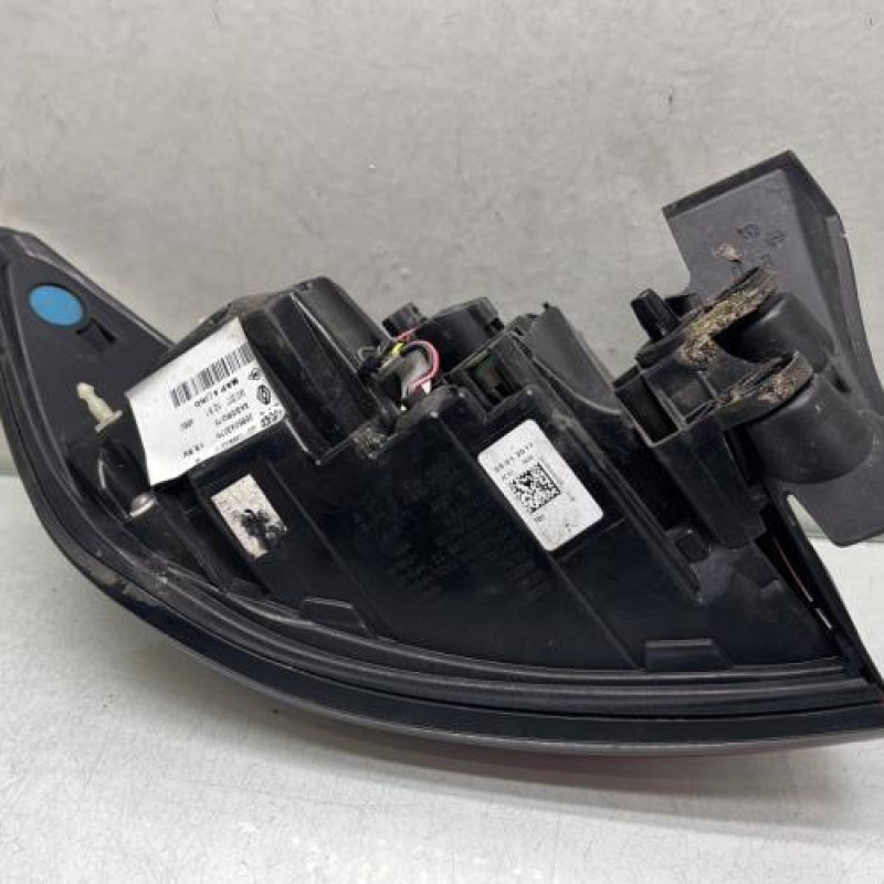 Feu arriere principal droit (feux) RENAULT CLIO 4 Photo n°4