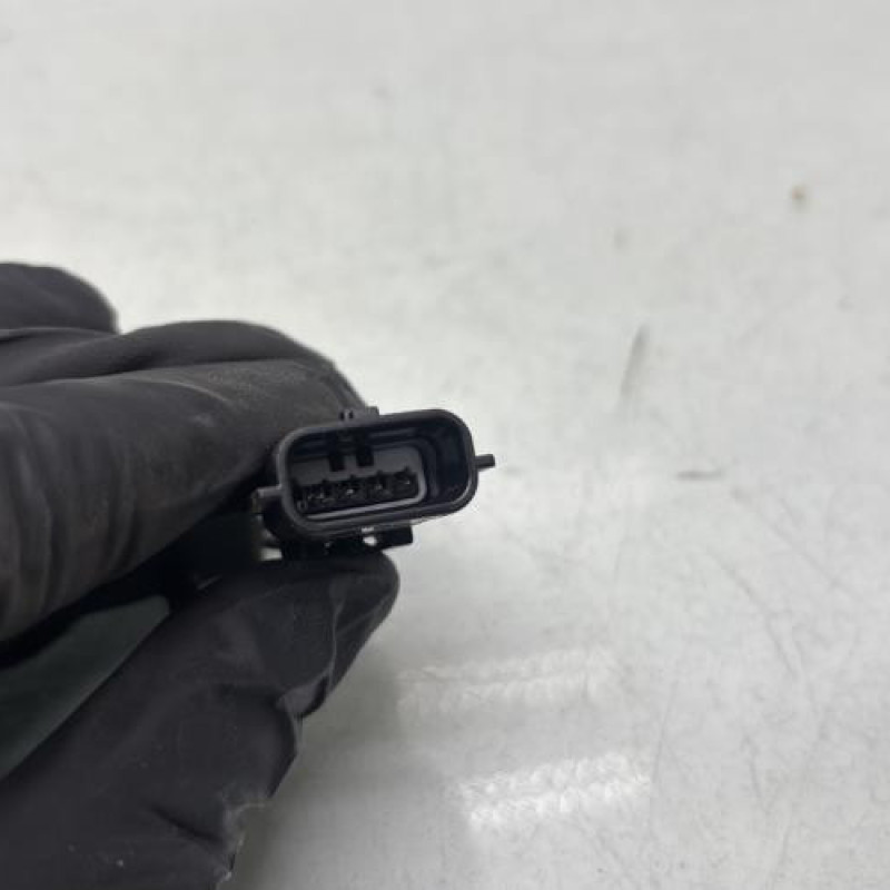 Poignee porte avant droit RENAULT CLIO 4 Photo n°3