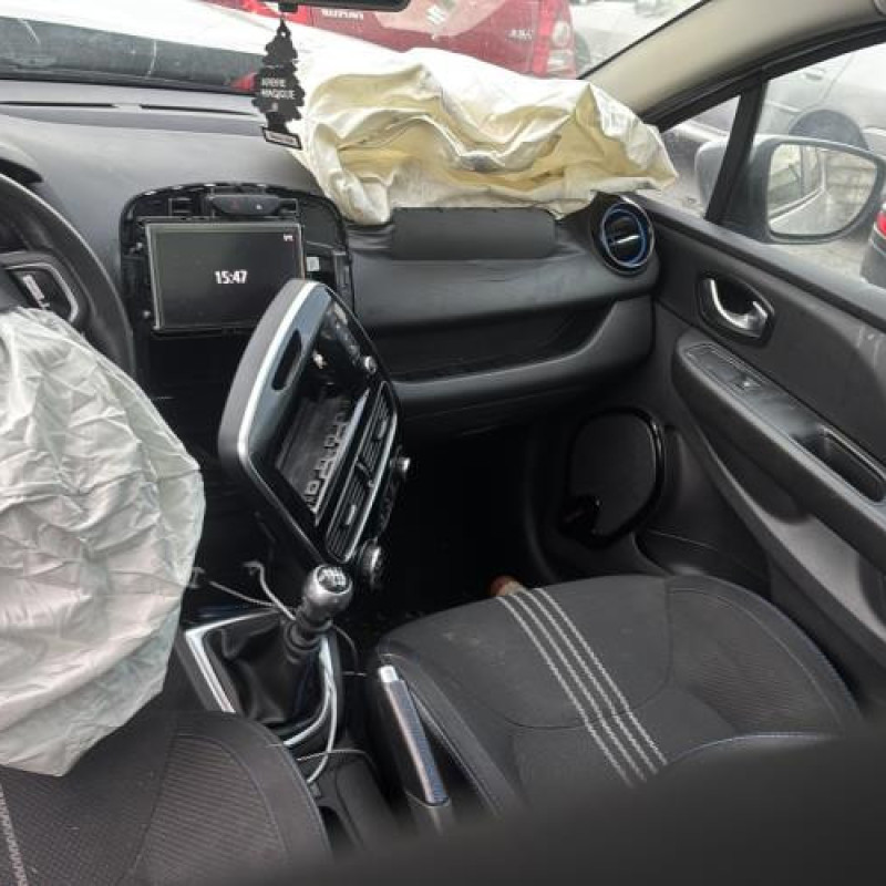 Compteur RENAULT CLIO 4 Photo n°19