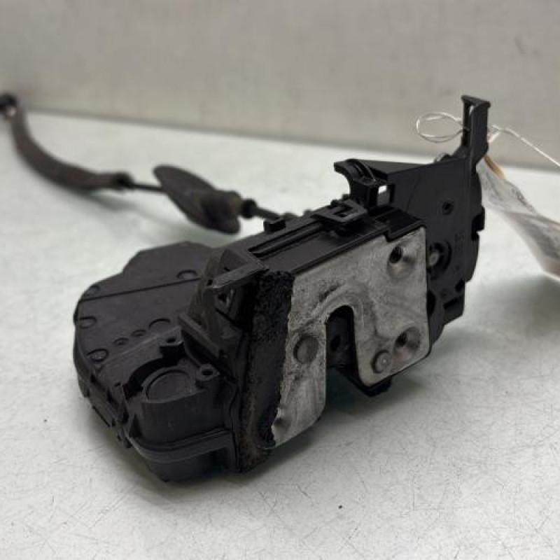 Serrure arriere droit RENAULT CLIO 4 Photo n°1