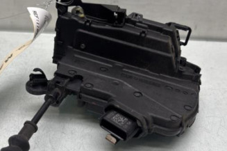 Serrure arriere droit RENAULT CLIO 4