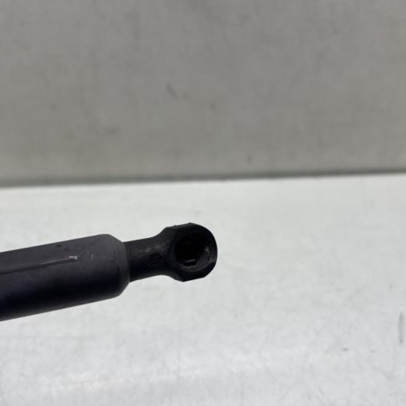 Verin de capot RENAULT CLIO 4 Photo n°3