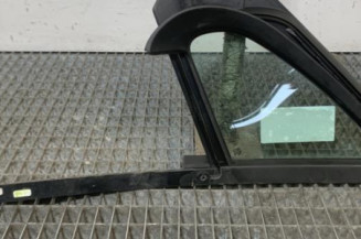 Custode avant droit (porte) PEUGEOT 208 1