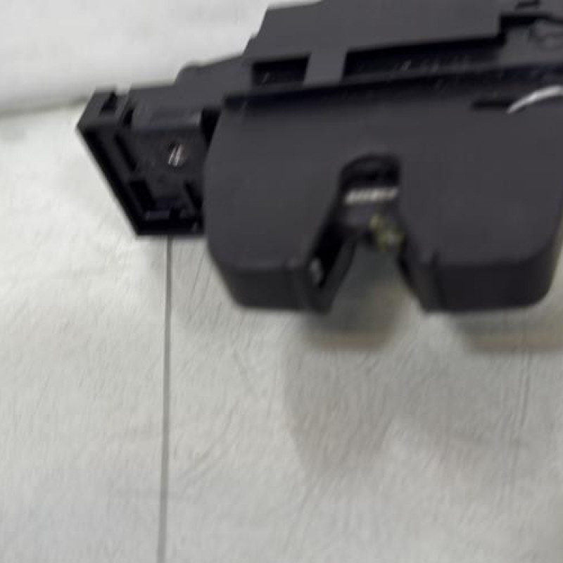 Serrure de coffre CITROEN C5 2 Photo n°3