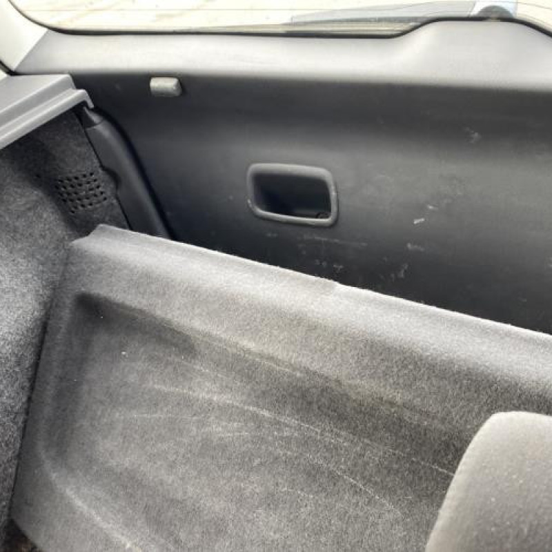 Vitre arriere droit VOLKSWAGEN POLO 4 Photo n°18