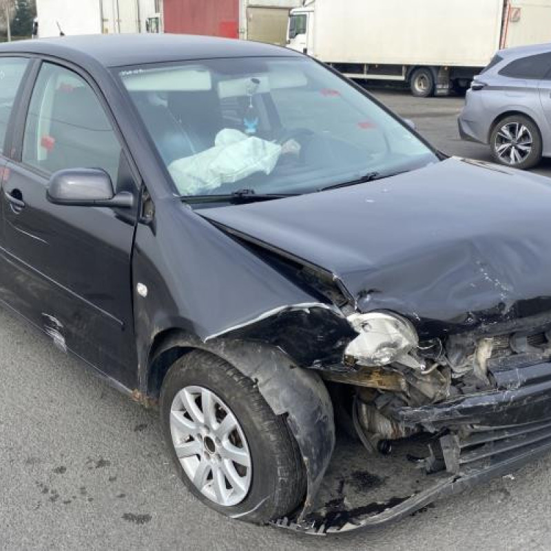 Vitre arriere gauche VOLKSWAGEN POLO 4 Photo n°6