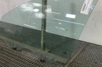 Vitre avant gauche VOLKSWAGEN POLO 4