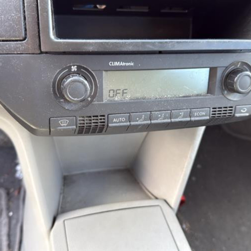 Vitre arriere droit VOLKSWAGEN POLO 4 Photo n°20