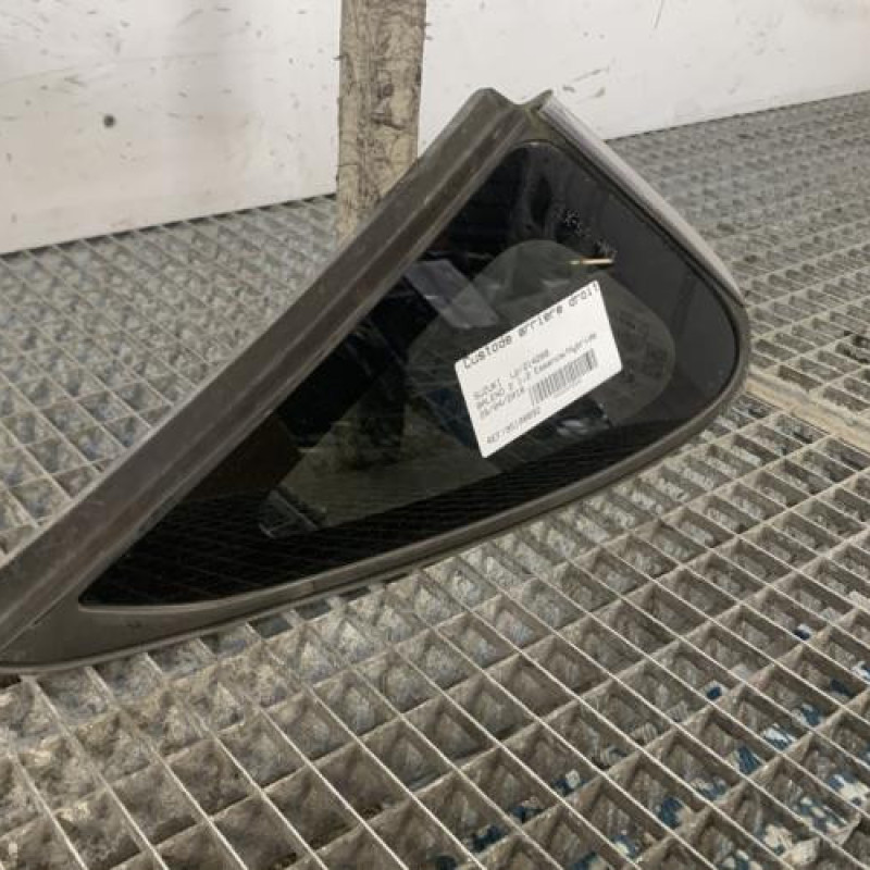 Custode arriere droit SUZUKI BALENO 2 Photo n°3