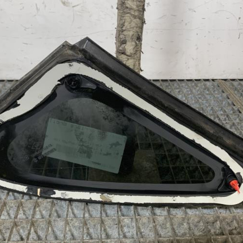 Custode arriere droit SUZUKI BALENO 2 Photo n°4