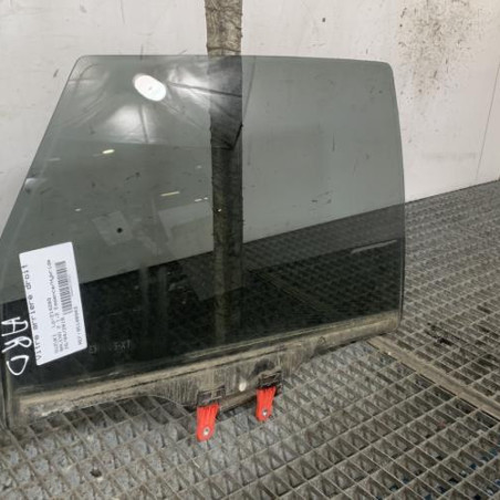 Vitre arriere droit SUZUKI BALENO 2
