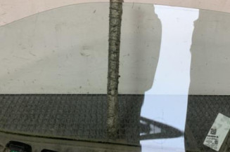 Vitre avant droit SUZUKI BALENO 2
