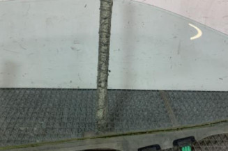 Vitre avant gauche SUZUKI BALENO 2