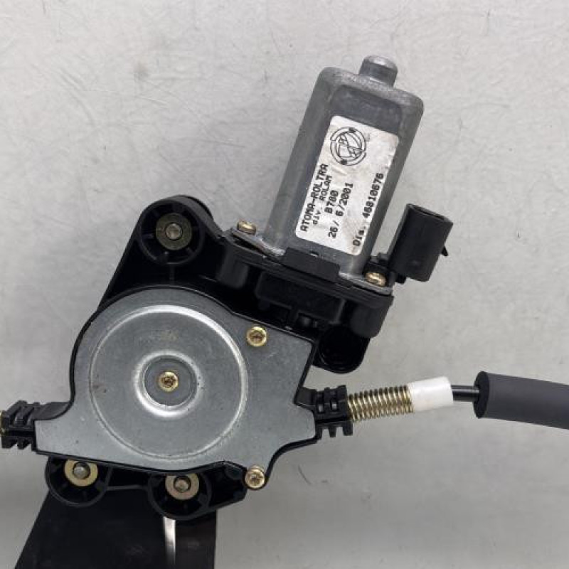 Leve vitre electrique avant droit FIAT DOBLO 1 Photo n°2