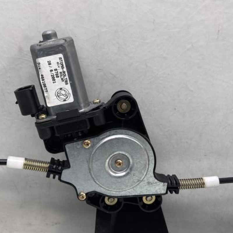 Leve vitre electrique avant gauche FIAT DOBLO 1 Photo n°3