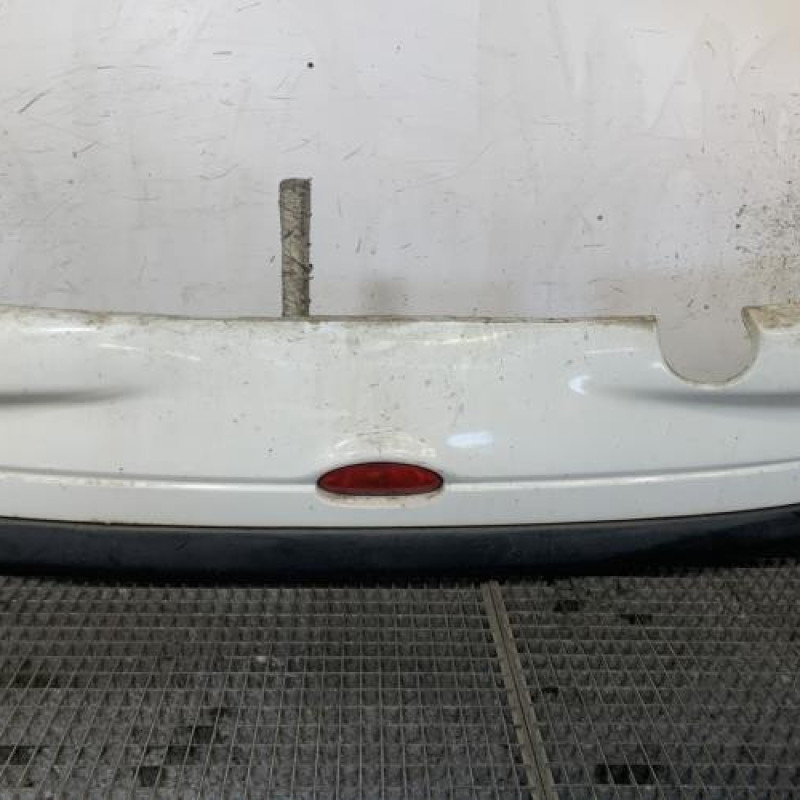 Pare choc arriere PEUGEOT 206 Photo n°1