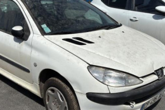 Pare choc arriere PEUGEOT 206