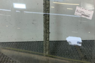 Vitre arriere droit BMW SERIE 1 E87 Photo n°1