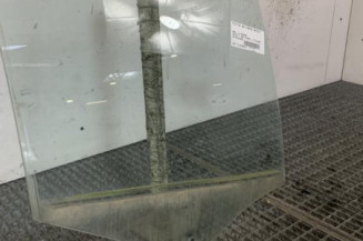 Vitre arriere droit BMW SERIE 1 E87