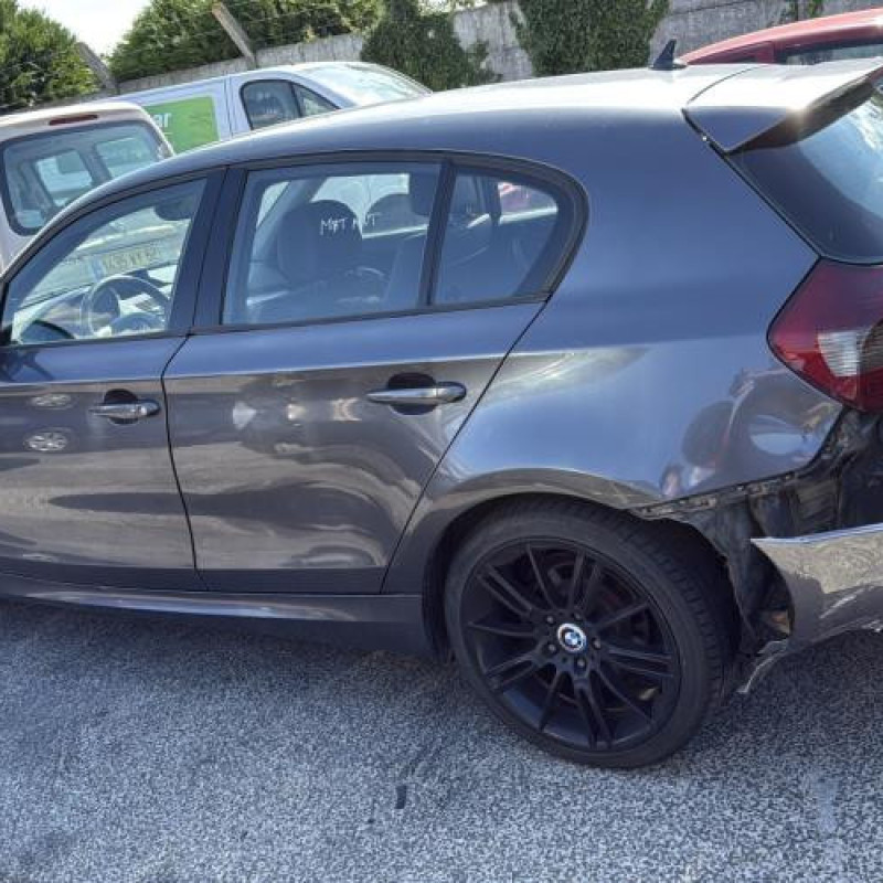 Vitre arriere droit BMW SERIE 1 E87 Photo n°10