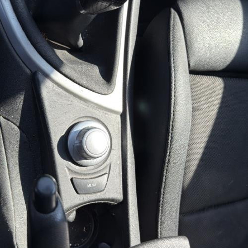 Vitre arriere droit BMW SERIE 1 E87 Photo n°18