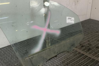 Vitre avant droit BMW SERIE 1 E87