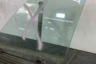 Vitre avant gauche CITROEN C4 GRAND PICASSO 1