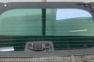 Lunette arriere PEUGEOT 207