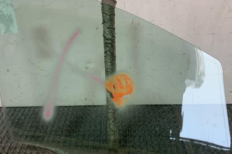 Vitre avant gauche PEUGEOT 207