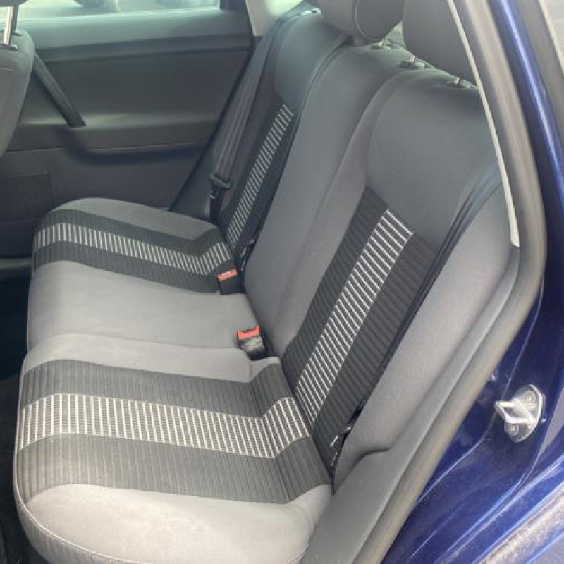 Porte avant droit VOLKSWAGEN POLO 4 Photo n°19